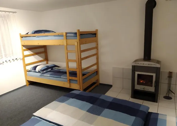 Apartment Pod Strani *